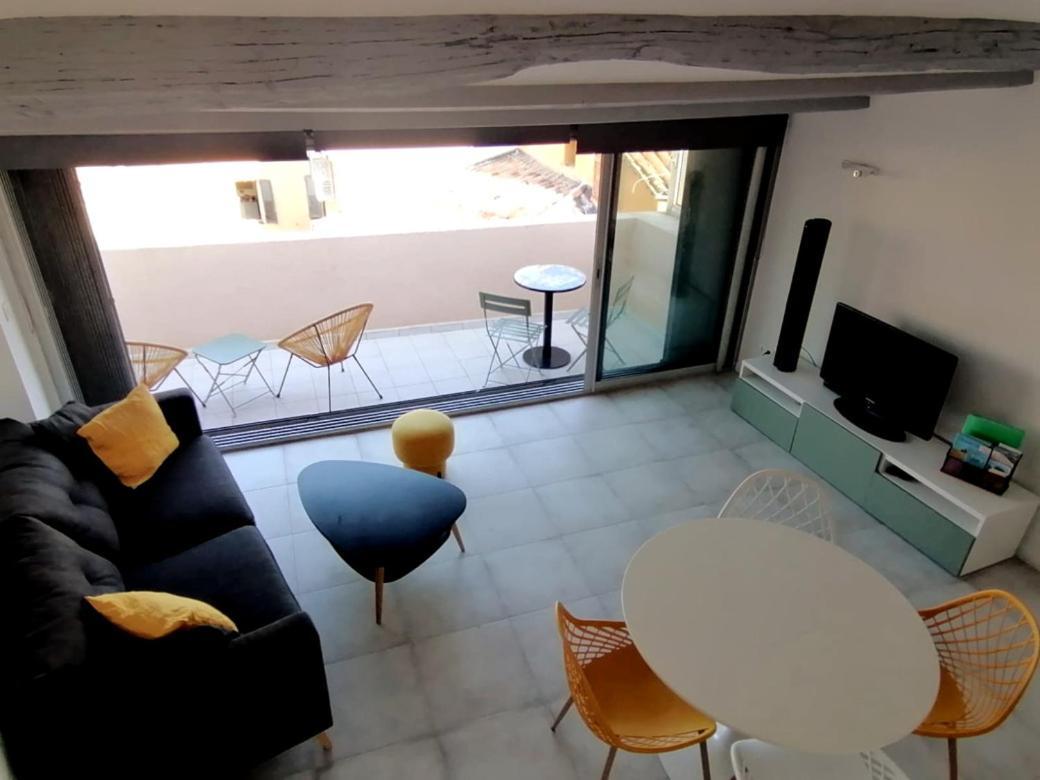 Charmant Appartement Terrasse Sur Les Toits Grasse Luaran gambar