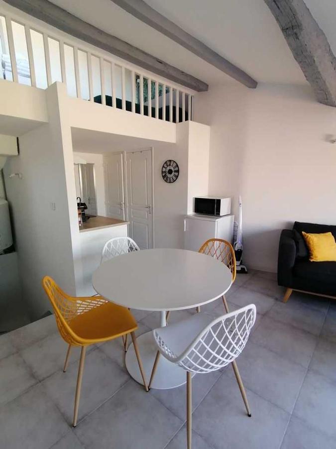 Charmant Appartement Terrasse Sur Les Toits Grasse Luaran gambar